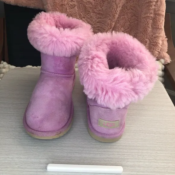 UGG Kids Classic ll Shadow Genuine wool Girl lilac short Boots 1017703K Sz 3