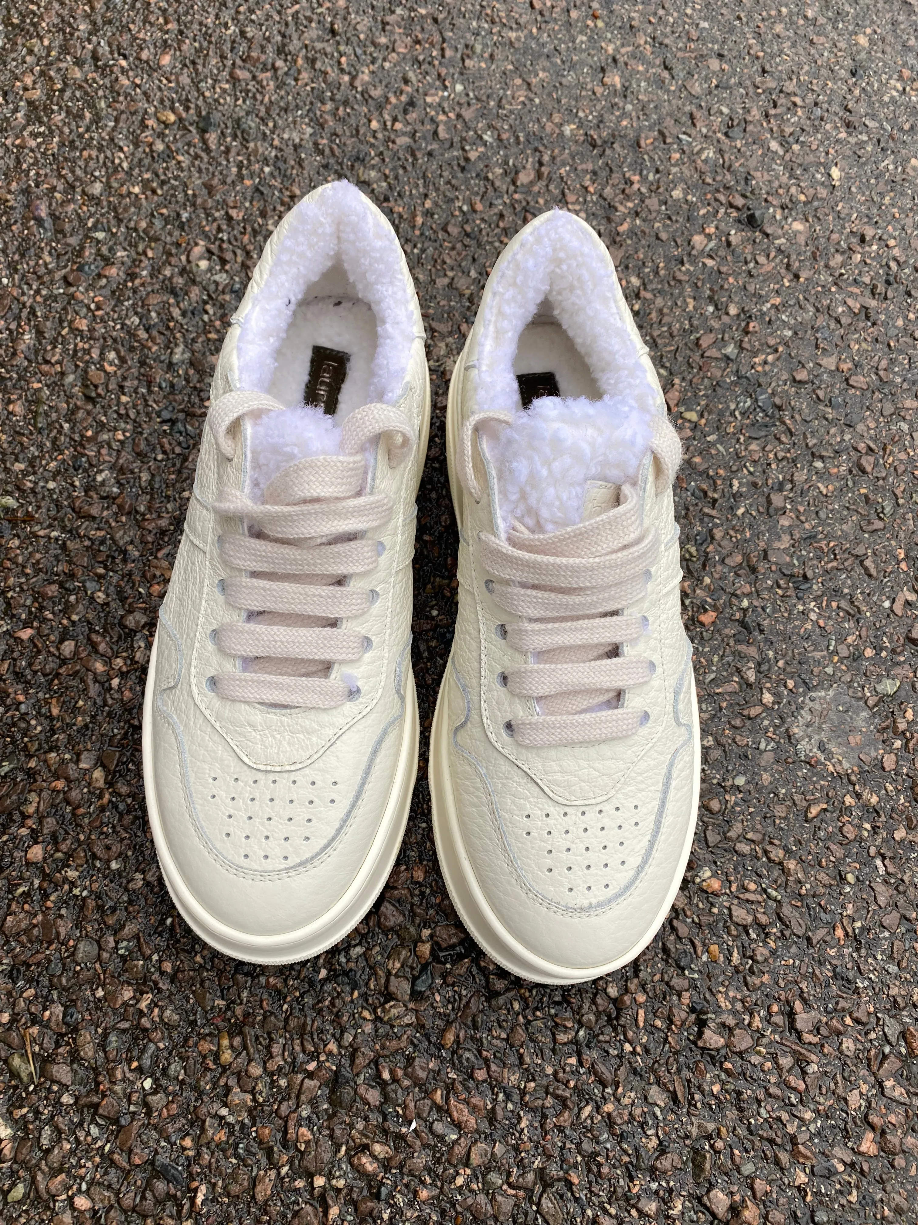 Winter Sneakers White